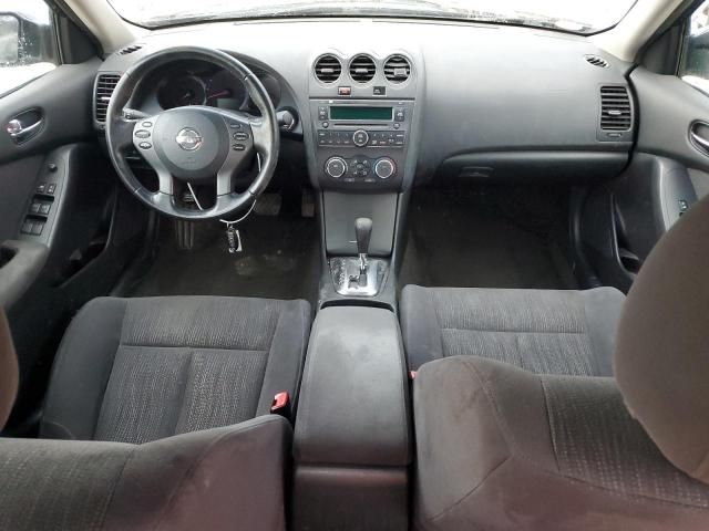 2010 Nissan Altima Base