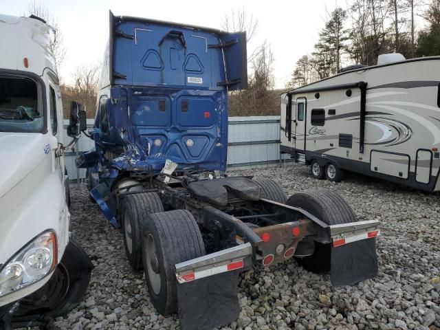 2016 Freightliner Cascadia 125