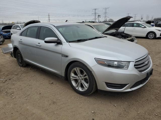 2016 Ford Taurus SEL