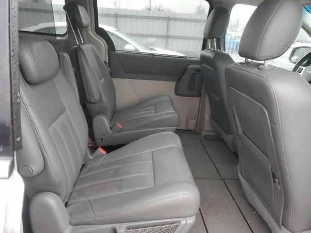 2008 Chrysler Town & Country Touring