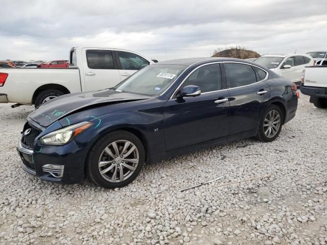 2018 Infiniti Q70 3.7 Luxe