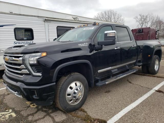 2024 Chevrolet Silverado K3500 High Country