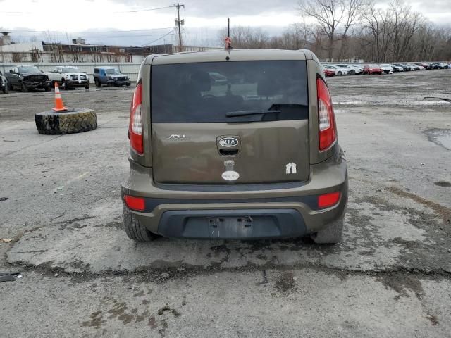 2012 KIA Soul +