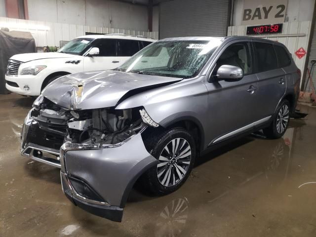 2019 Mitsubishi Outlander SE