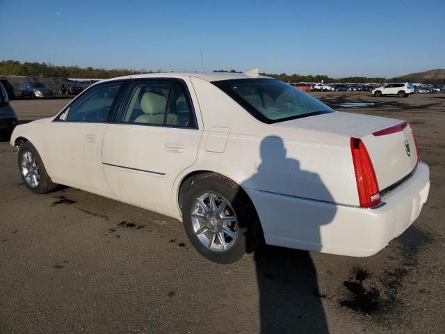 2010 Cadillac DTS Luxury Collection