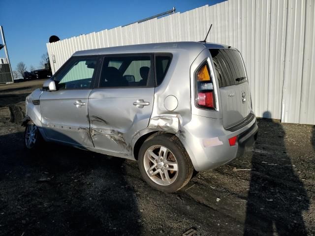 2011 KIA Soul +