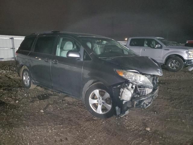 2011 Toyota Sienna LE