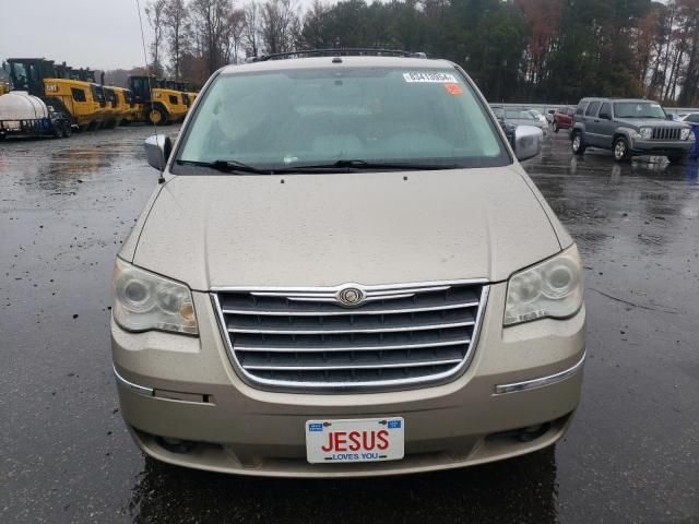 2009 Chrysler Town & Country Limited