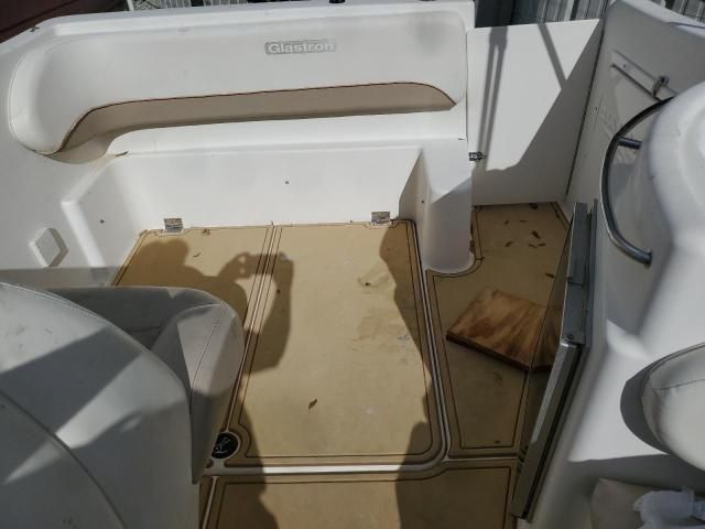 2003 Glastron Boat