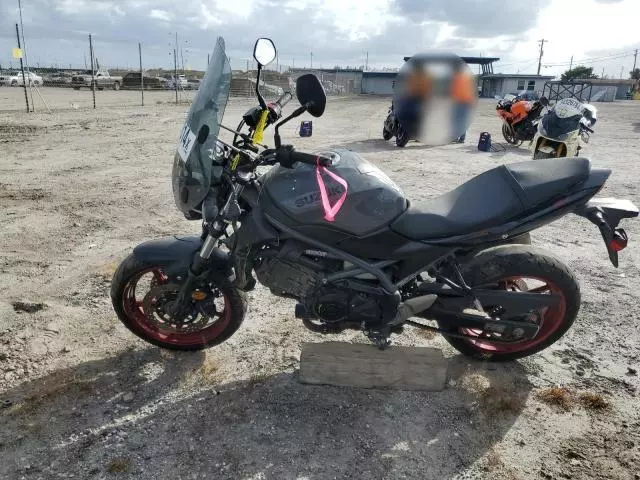 2023 Suzuki SV650