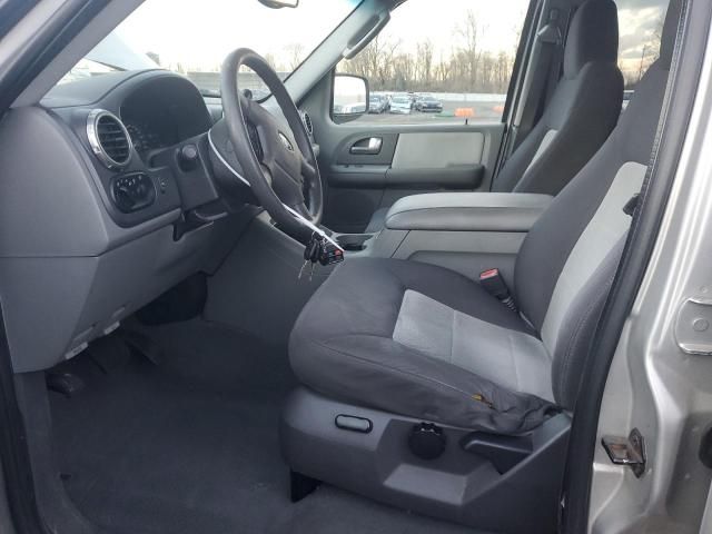 2004 Ford Expedition XLT