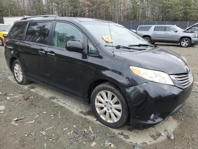 2013 Toyota Sienna XLE