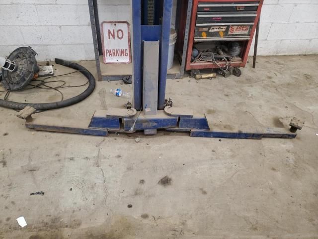 2005 Other Uprit Lift