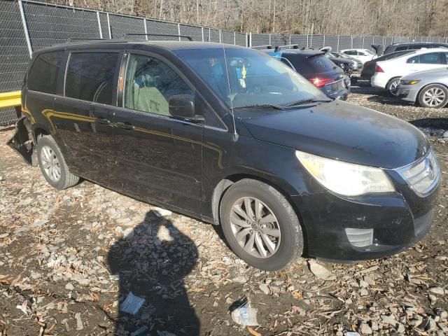 2012 Volkswagen Routan SE