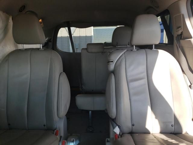 2014 Toyota Sienna XLE