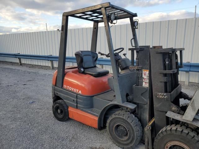 1999 Toyota Fork Lift