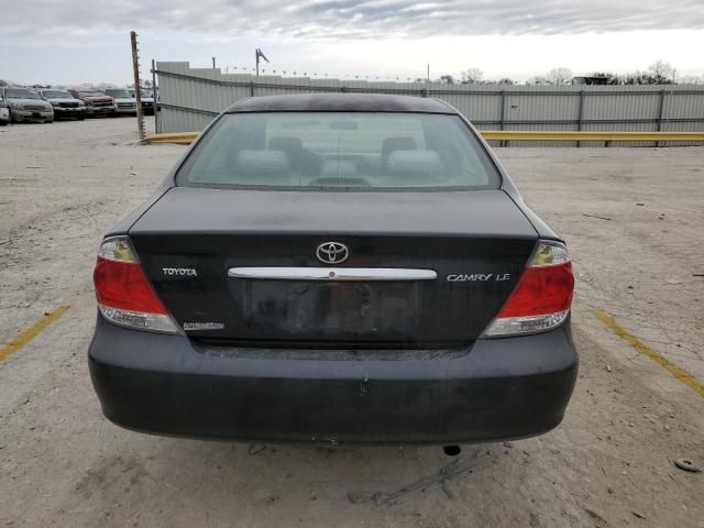 2005 Toyota Camry LE