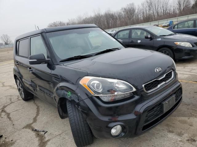 2013 KIA Soul +