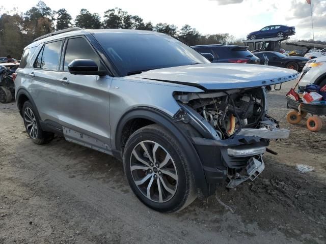 2022 Ford Explorer ST-Line