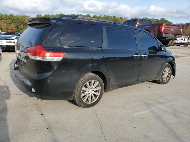 2011 Toyota Sienna XLE