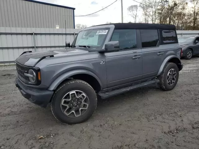 2023 Ford Bronco Base