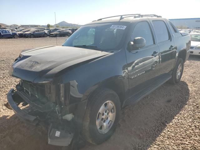 2013 Chevrolet Avalanche LS