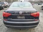 2016 Volkswagen Passat SE