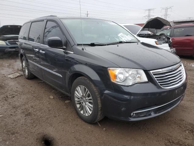 2016 Chrysler Town & Country Touring L