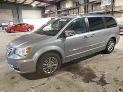 Vehiculos salvage en venta de Copart Eldridge, IA: 2014 Chrysler Town & Country Touring L