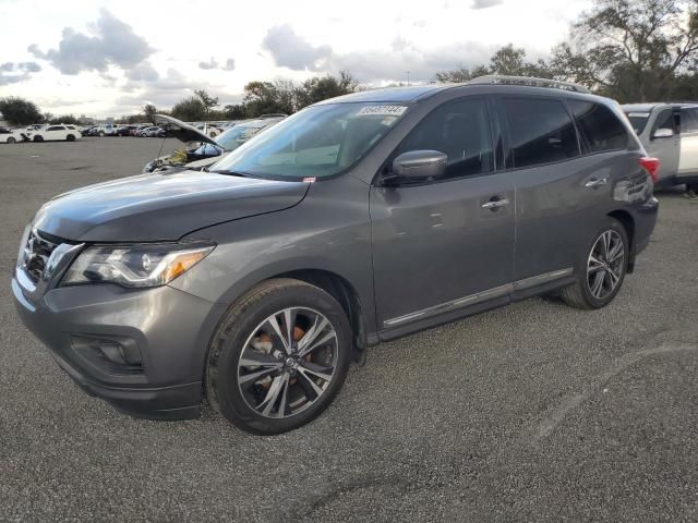 2020 Nissan Pathfinder Platinum