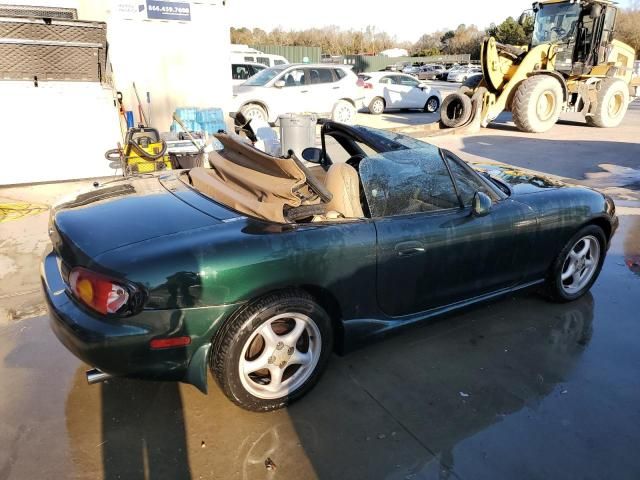 2000 Mazda MX-5 Miata Base