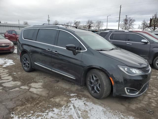 2017 Chrysler Pacifica Touring L Plus