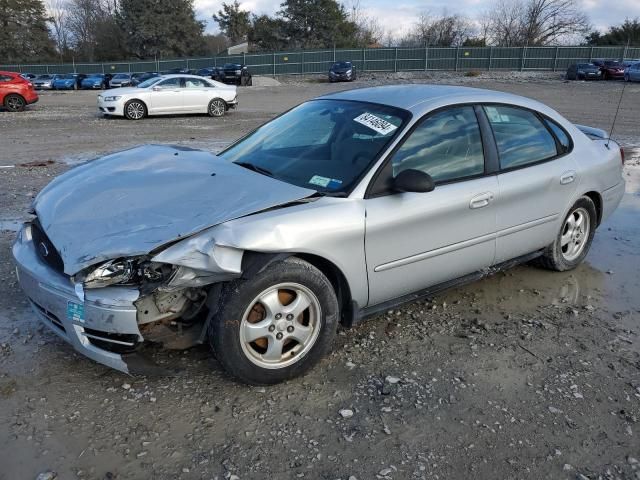 2005 Ford Taurus SE