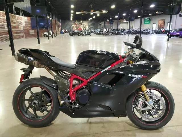 2011 Ducati Superbike 1198