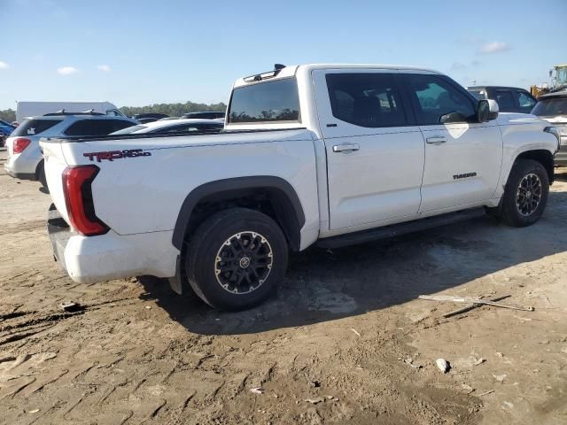 2022 Toyota Tundra Crewmax SR