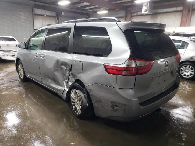 2015 Toyota Sienna XLE