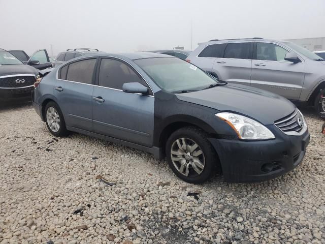 2010 Nissan Altima Base