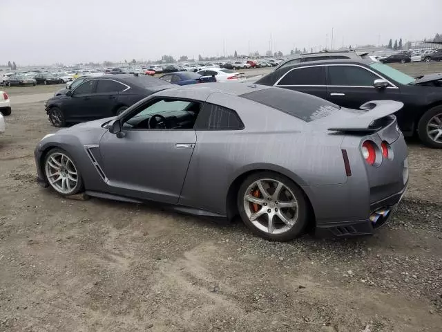 2017 Nissan GT-R Premium