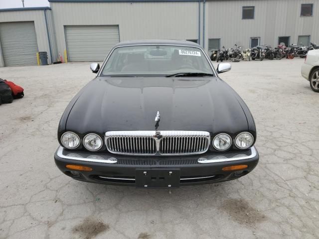 1999 Jaguar Vandenplas