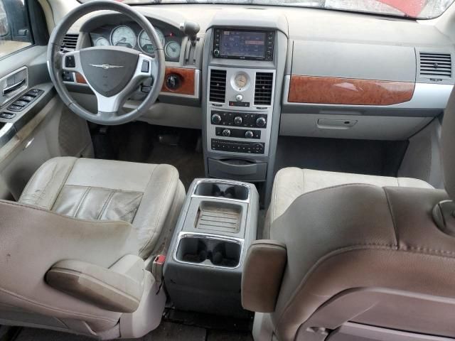 2008 Chrysler Town & Country Touring