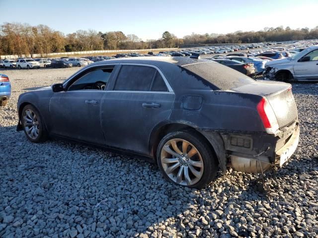 2018 Chrysler 300 Touring