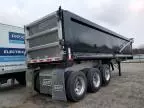 2025 East Manufacturing Trailer