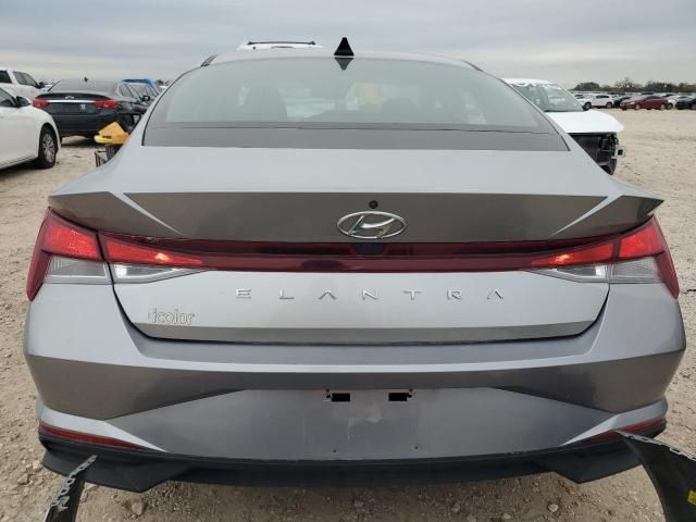 2021 Hyundai Elantra SE