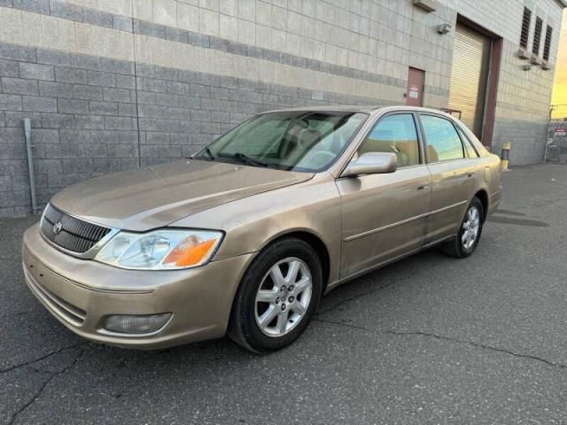 2000 Toyota Avalon XL