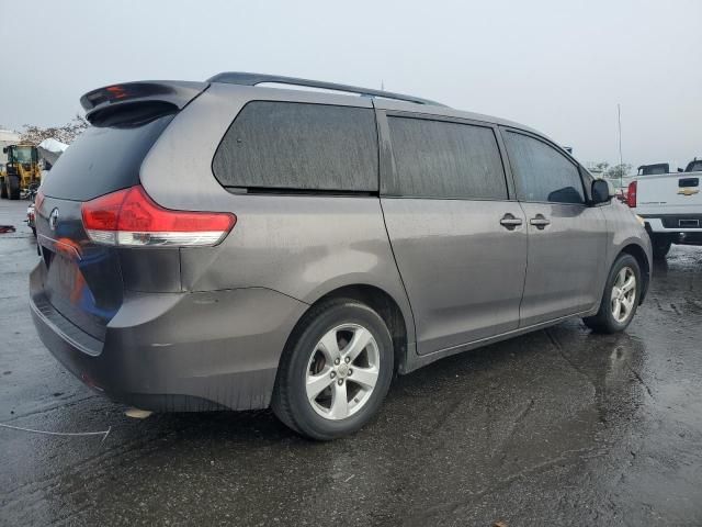 2011 Toyota Sienna LE