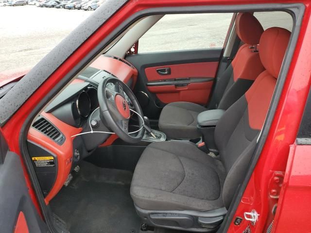 2011 KIA Soul +