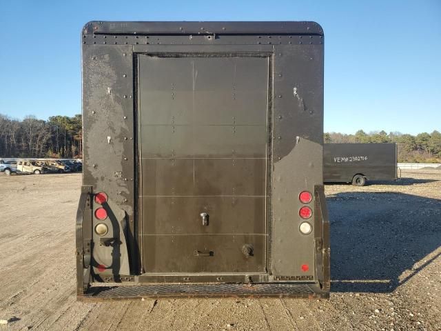 2009 Freightliner Chassis M Line WALK-IN Van