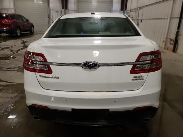 2014 Ford Taurus SEL