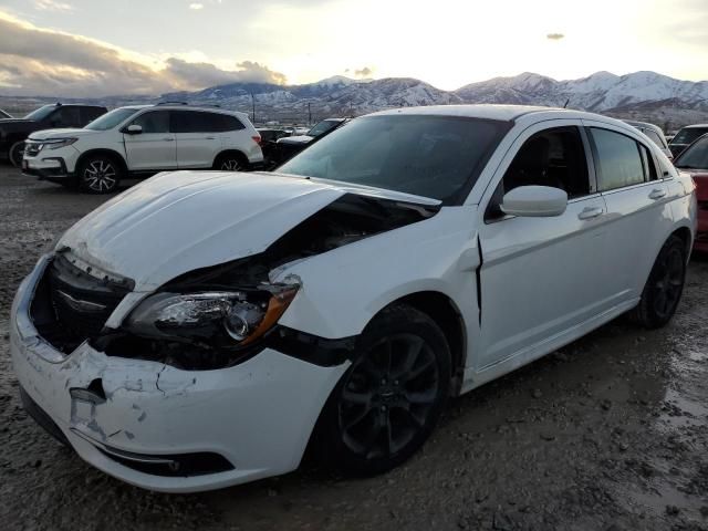 2014 Chrysler 200 Limited