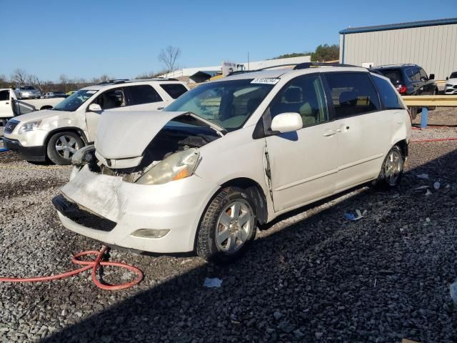 2006 Toyota Sienna XLE